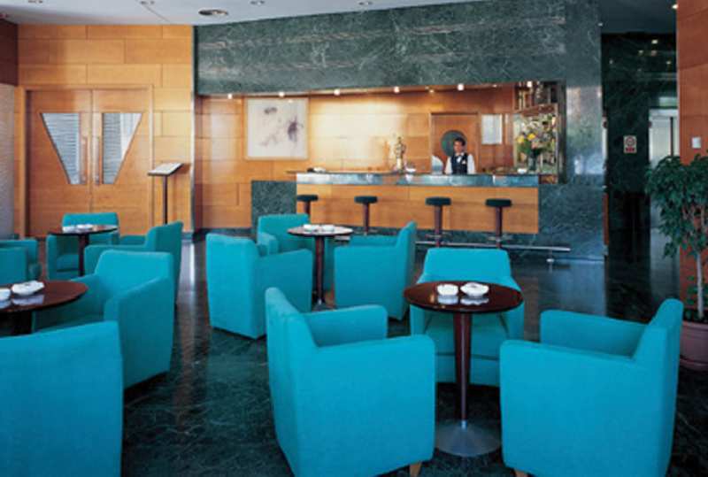 Nh Ciudad De Cuenca Hotel Cuenca  Restaurant photo
